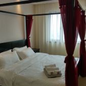 南京僑馨人家養(yǎng)老公寓附近酒店 海璽會議服務住宿推薦